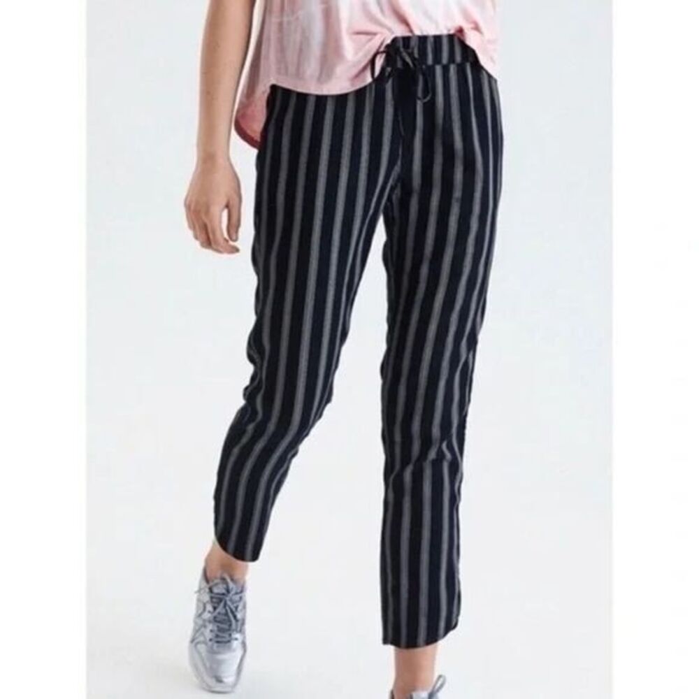 AMERICAN EAGLE Women's Striped Pull On Drawstring Pants‎ Black White Medium